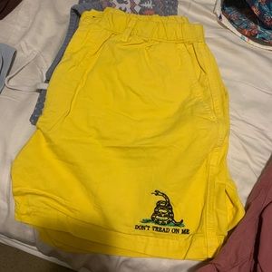 Chubbies Don’t Tread on Me Shorts sz M